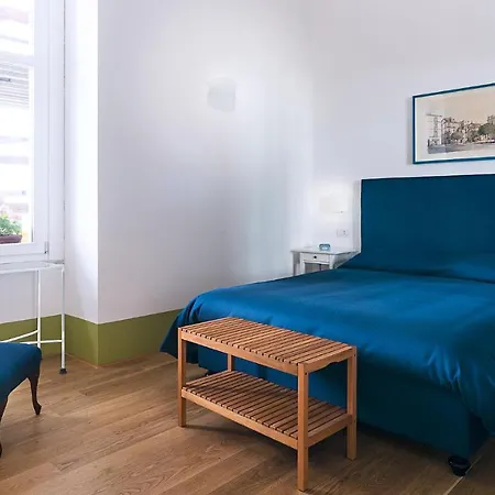 Guest house Donna Giulia, Luxury House 4*