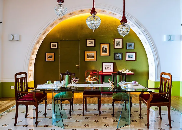 Donna Giulia, Luxury House 4*